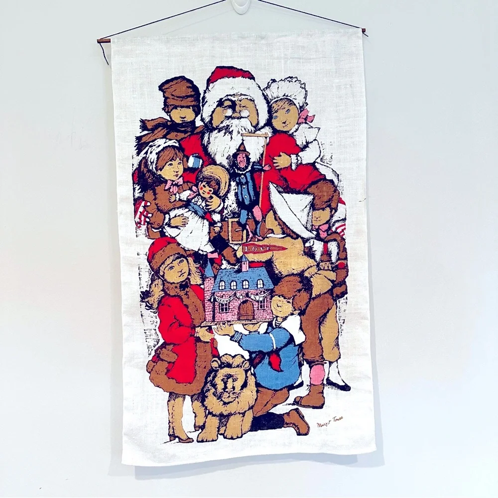 Christmas Tapestry Linen Santa Children Love By Margot Tomes 28